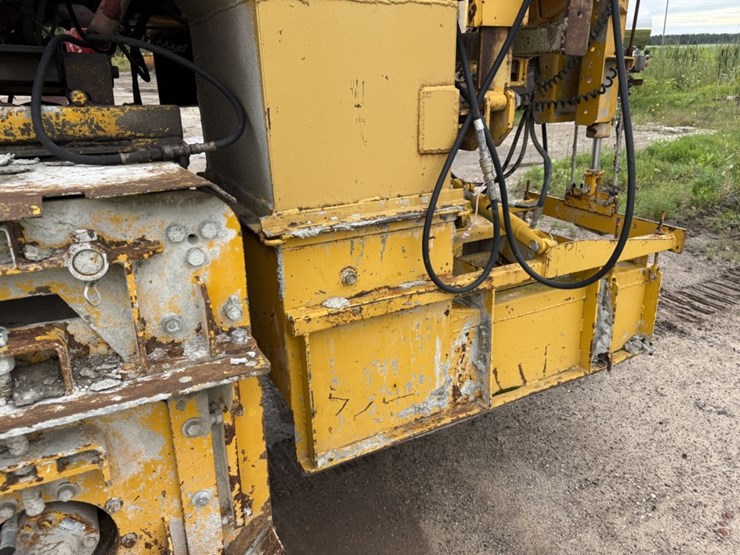 #1415-•-gomaco-gt3600-curb-machine-image-31