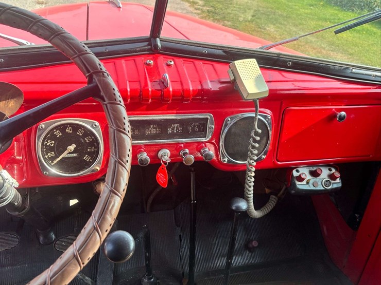 1949-dodge-b1hh-fire-truck-image-8