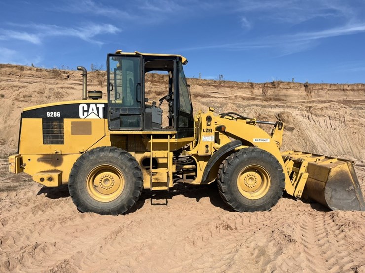 caterpillar-928g-image-6