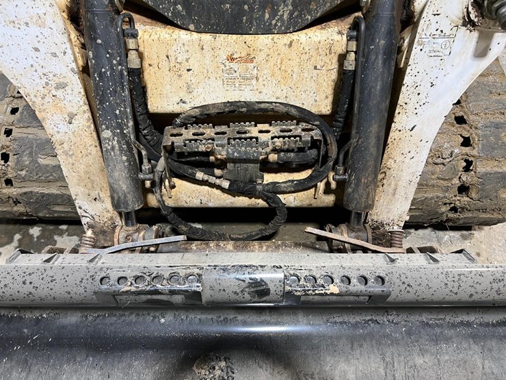2021-bobcat-t770-image-10
