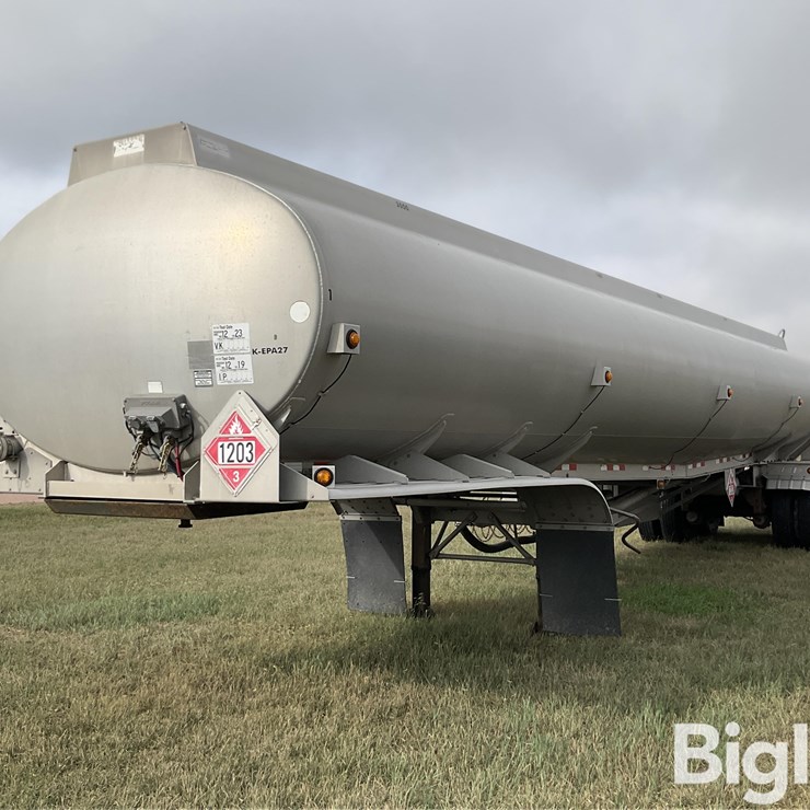 2009 POLAR FUEL TANKER