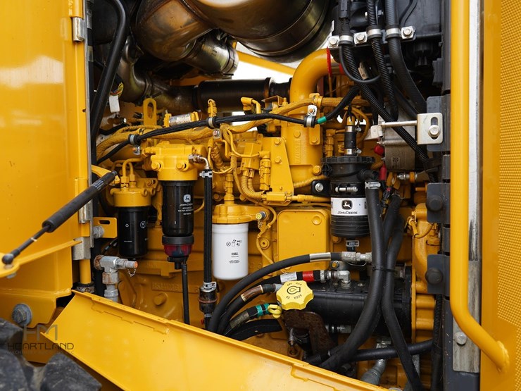 2024-deere-544-image-13