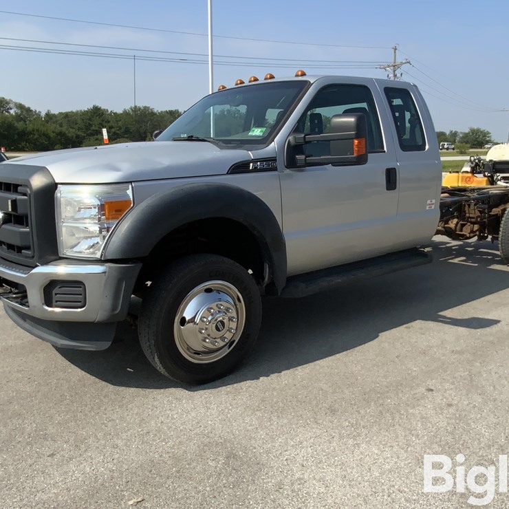 2015 FORD F550 XL