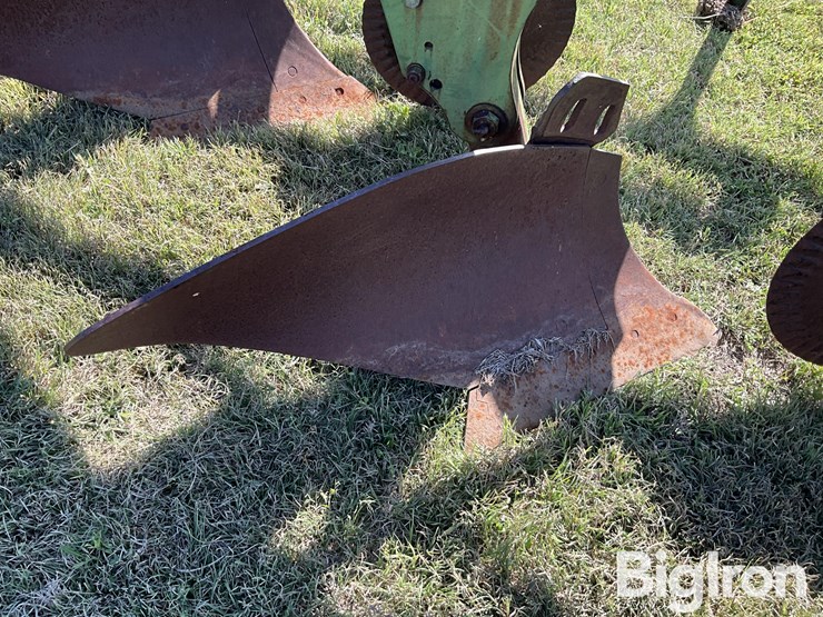 john-deere-f145-image-15