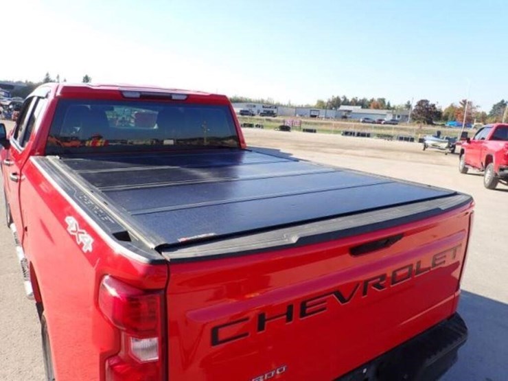 2022-chevrolet-silverado-1500-image-77