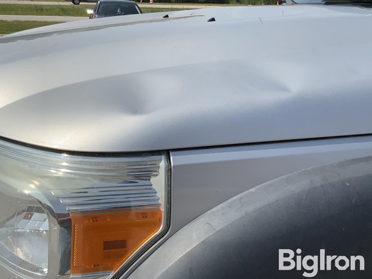 2015-ford-f550-xl-image-17