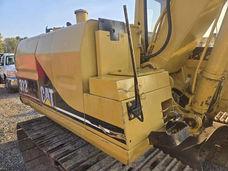caterpillar-312-image-34
