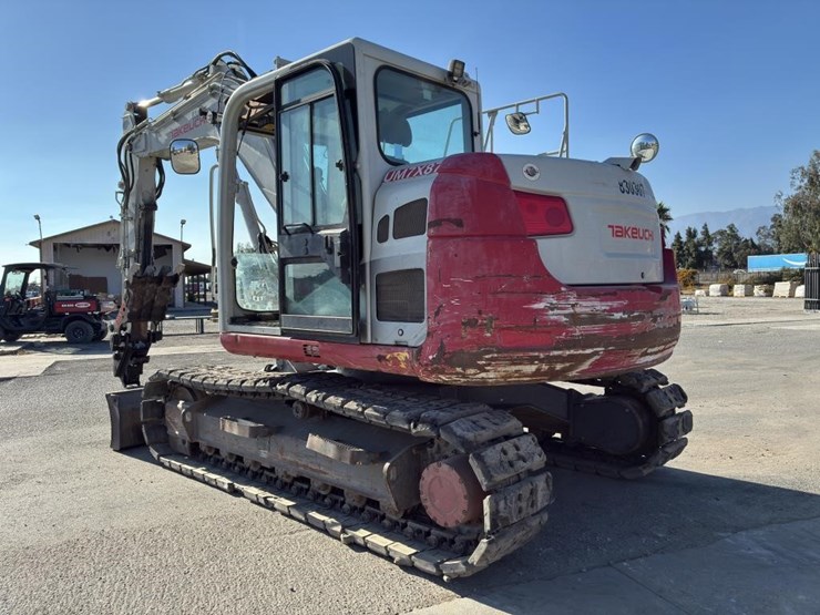 2017-takeuchi-tb2150-image-4