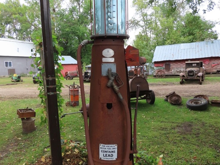 g&b-upright-visible-10-gallon-gas-pump-image-4
