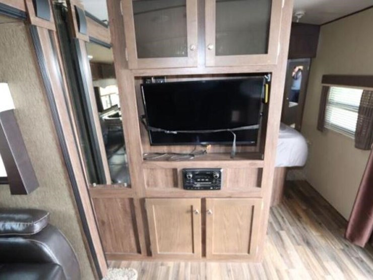 2015-dutchmen-aerolite-282dbhs-ae2-travel-trailer-image-35