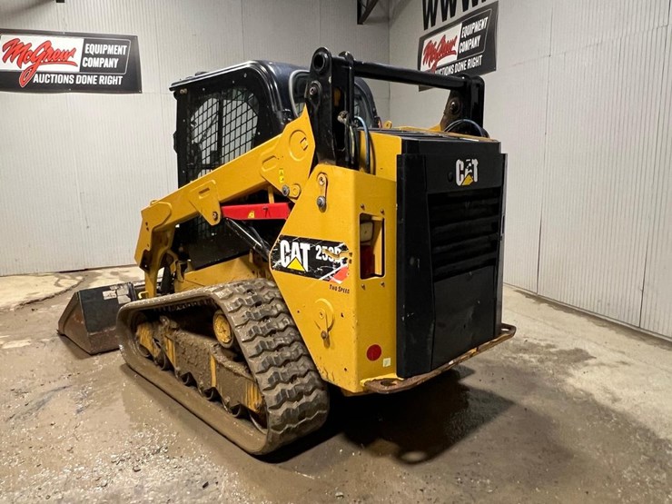 2019-caterpillar-259d-image-3