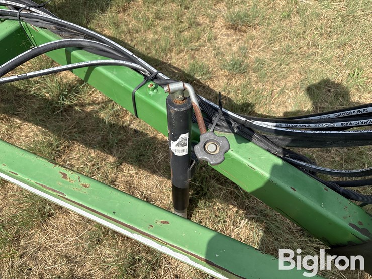 2005-john-deere-1890-image-12