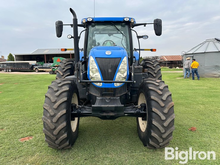 2014-new-holland-t7.250-image-2