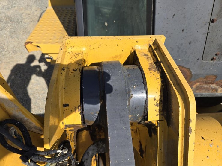 deere-624k-image-20