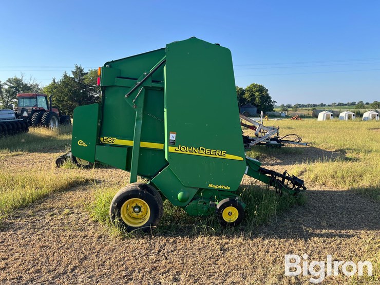 2006-john-deere-567-image-4