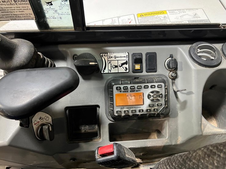 2020-bobcat-e42-image-32
