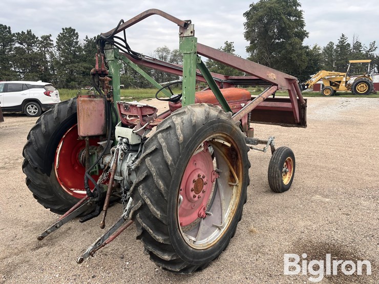 1963-massey-ferguson-65-image-5