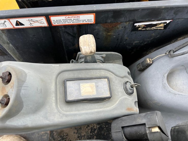 jcb-8032-image-27