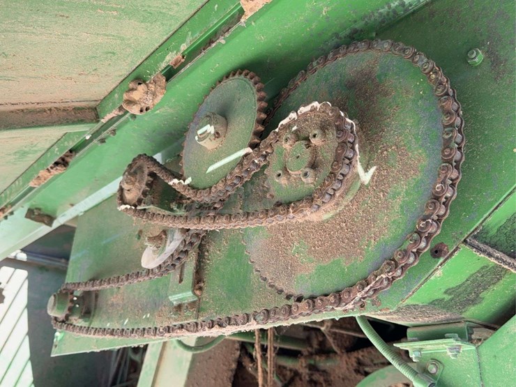 john-deere-4425-image-42