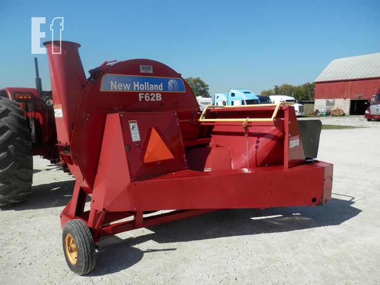 new-holland-f62b-image-3