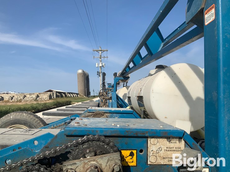 2005-kinze-3600-image-16