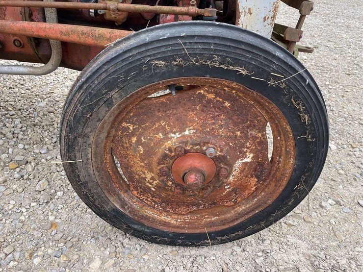 ford-8n-image-28