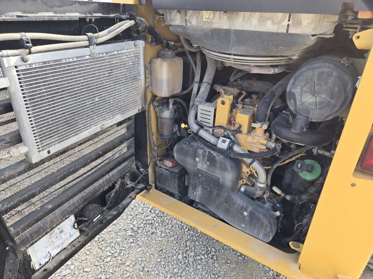caterpillar-279d-image-31