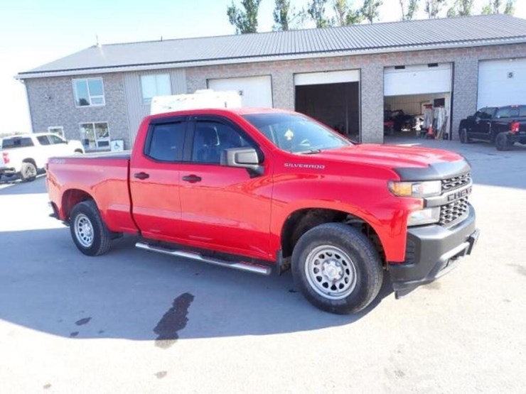 2022-chevrolet-silverado-1500-image-3