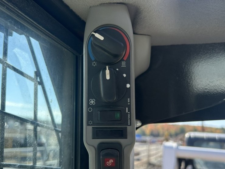 2019-case-tr340-image-48