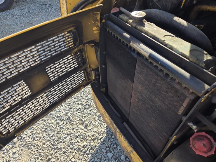 john-deere-250-image-27