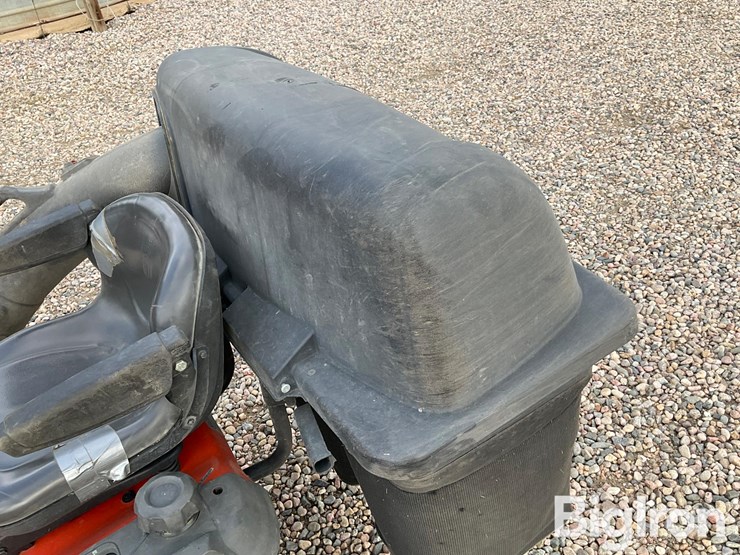 husqvarna-yth24k48-image-14