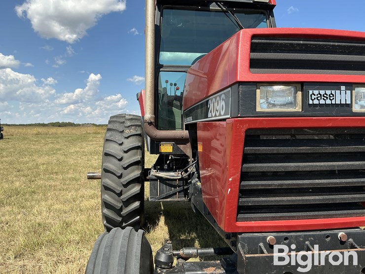 1989-case-ih-2096-image-13