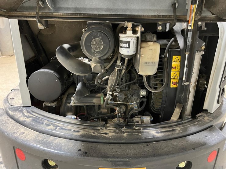 2015-bobcat-e35i-image-18