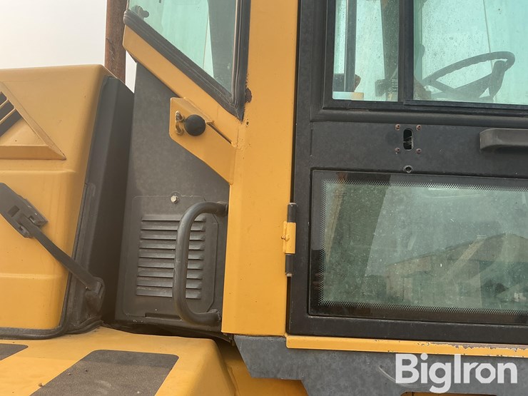 2000-deere-344h-image-15