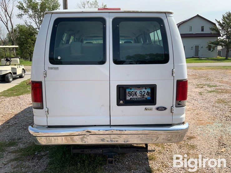 2009-ford-e350-image-6
