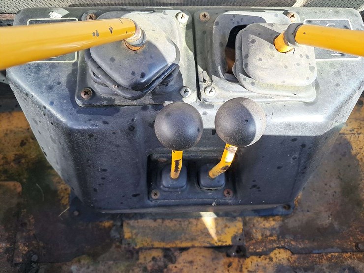 deere-310c-image-33