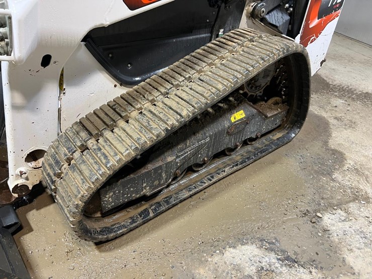2021-bobcat-t76-image-12