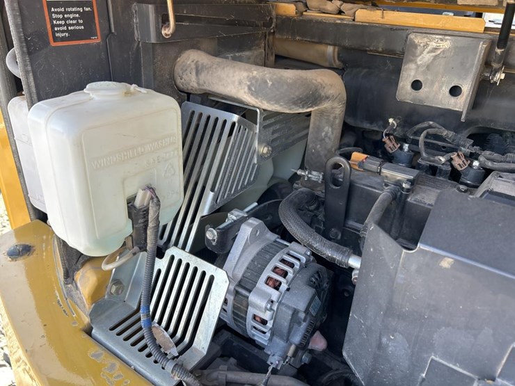 deere-75g-image-43