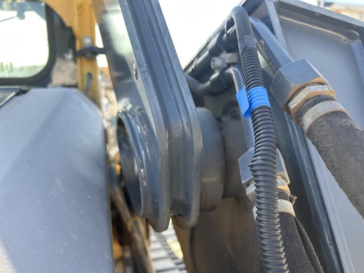deere-333g-image-23