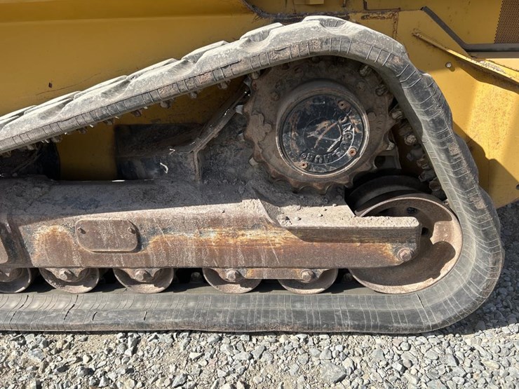 deere-333g-image-55