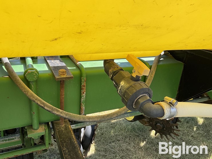 john-deere-7200-image-17