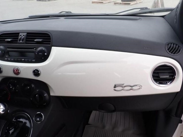 2015-fiat-500-automobile-3c3cffbr7ft662975-image-21