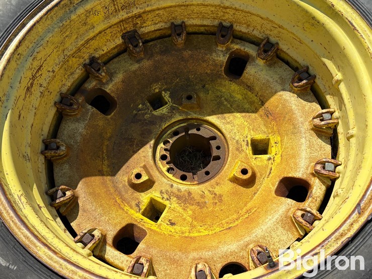 john-deere-18-image-11