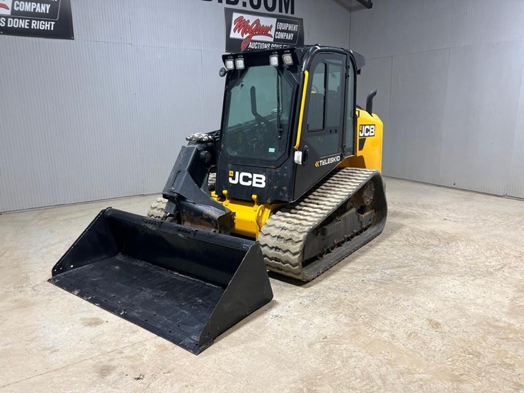 2023-jcb-3ts-8t-image-2