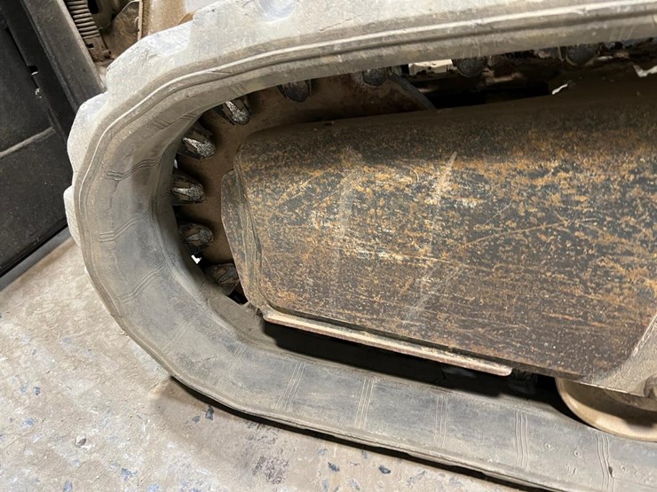 bobcat-t650-image-13