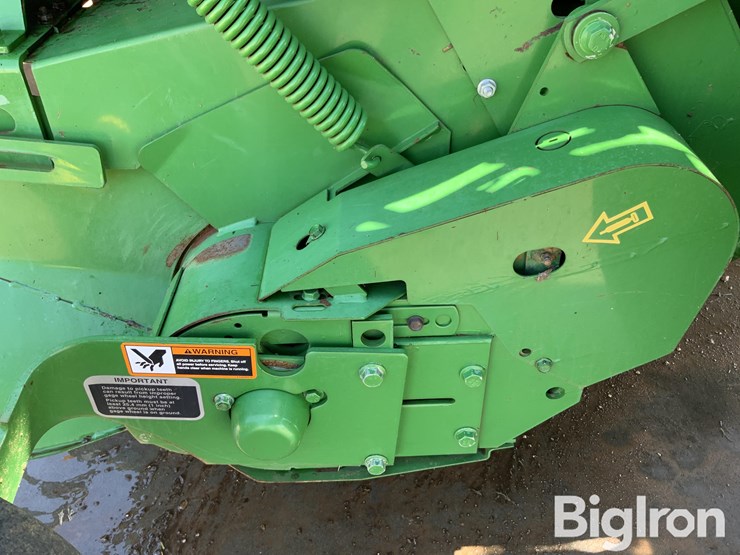 2018-john-deere-560m-image-15