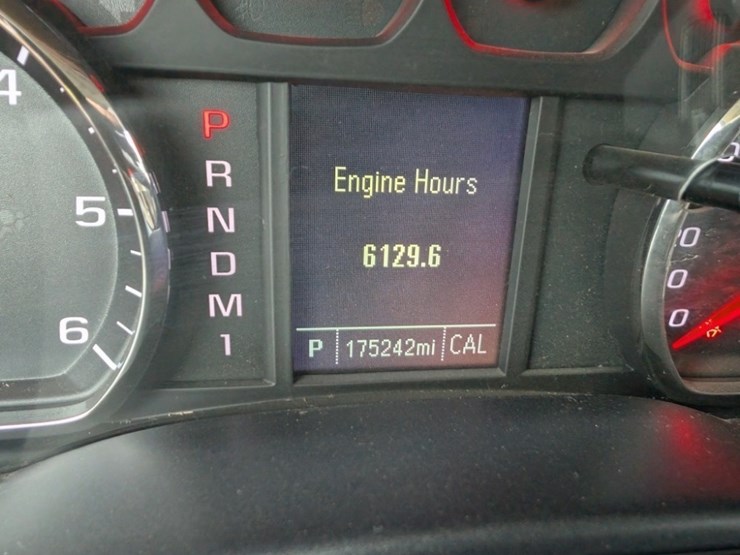 2016-chevrolet-silverado-2500-image-26