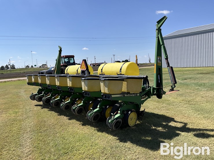 john-deere-7200-image-5