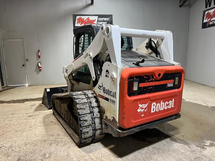2012-bobcat-t650-image-4