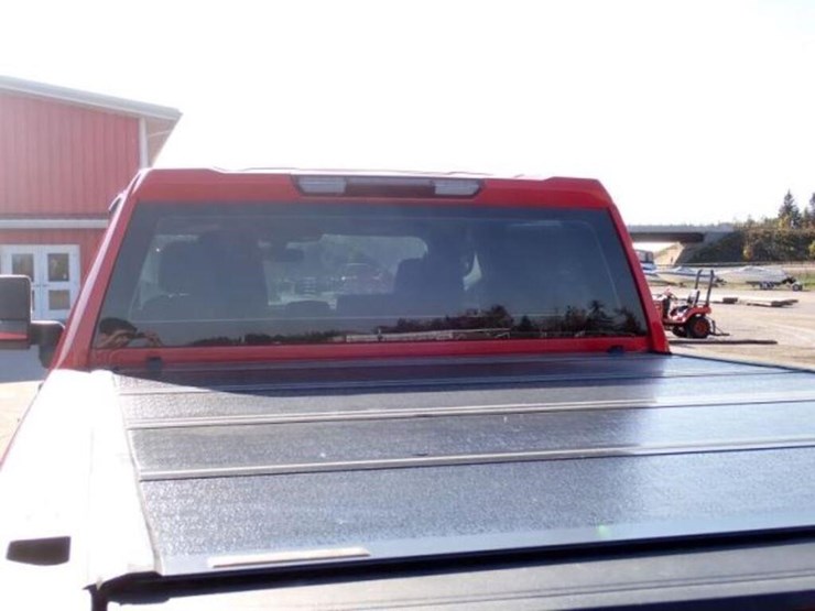 2022-chevrolet-2500hd-image-79